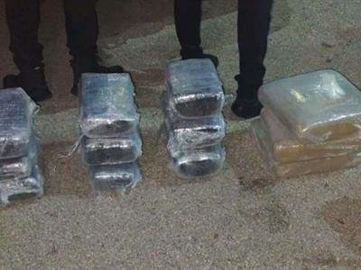 Autoridades ocupan 78 libras de drogas a un conductor en San Juan