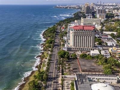 El Malecón debe estar dirigido al esparcimiento y el deporte