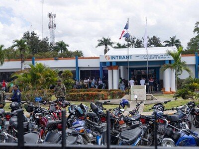 Retoman exámenes teóricos y prácticos para todas las licencias