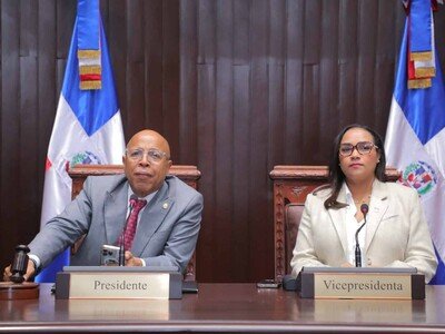Comisión bicameral para crecimiento económico y simplificación fiscal