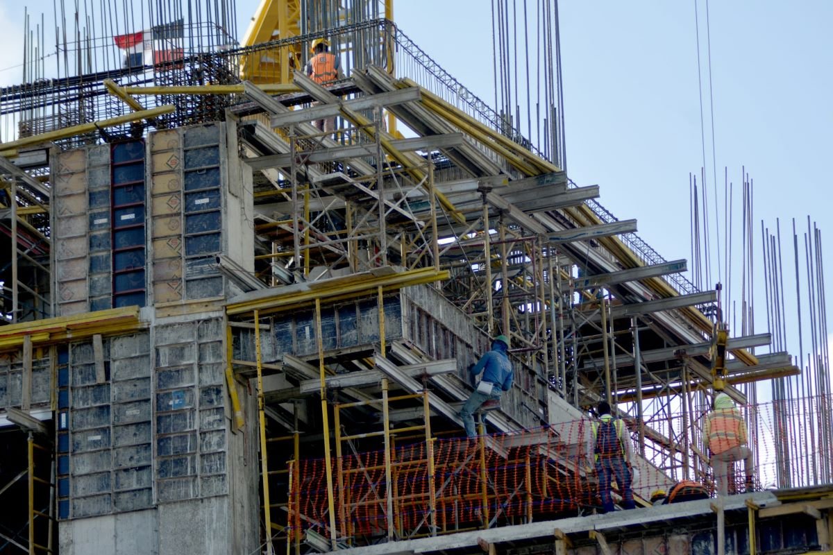 Los costos de construcción son superiores en viviendas unifamiliares frente a las multifamiliares