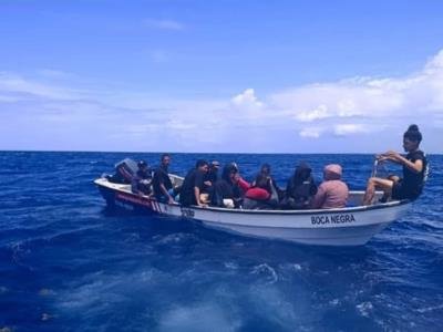 Migrantes repatriados a República Dominicana tras interceptación
