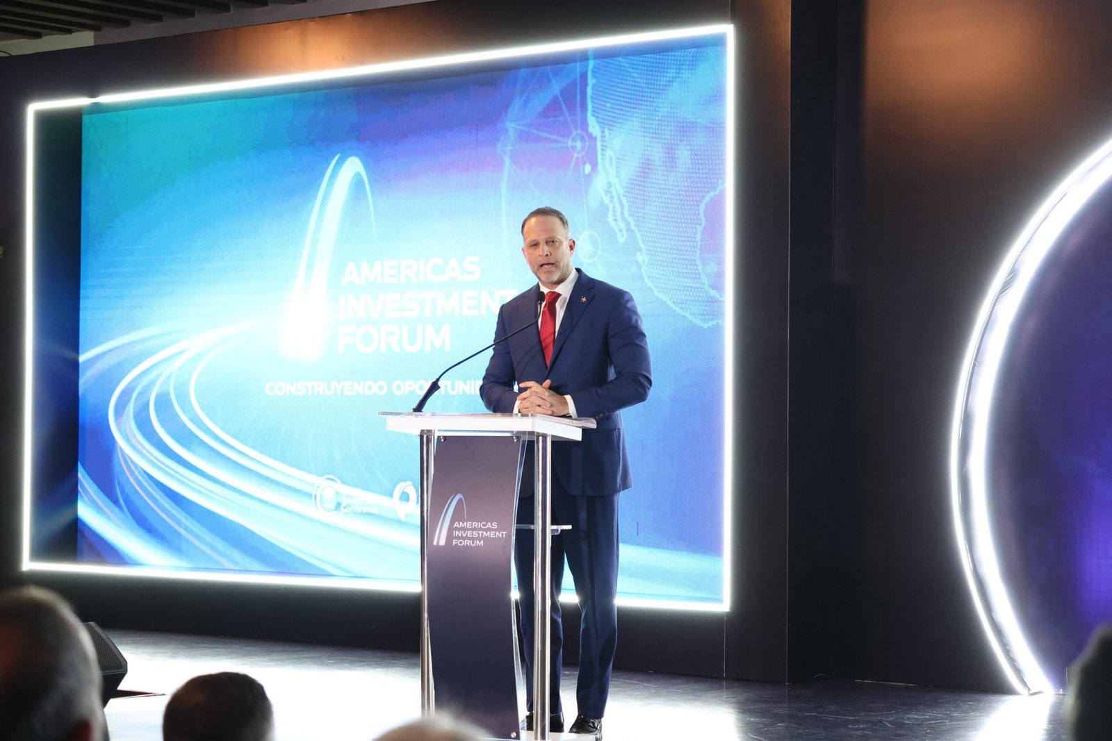Daniel Peña: «Aún hay quienes creen que República Dominicana se reduce a sus playas»