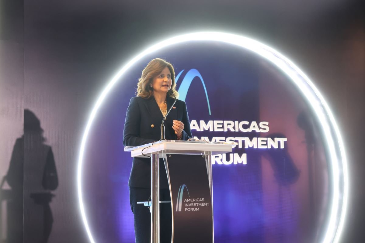 Raquel Peña: República Dominicana mejora sus posibilidades de alcanzar el grado de inversión