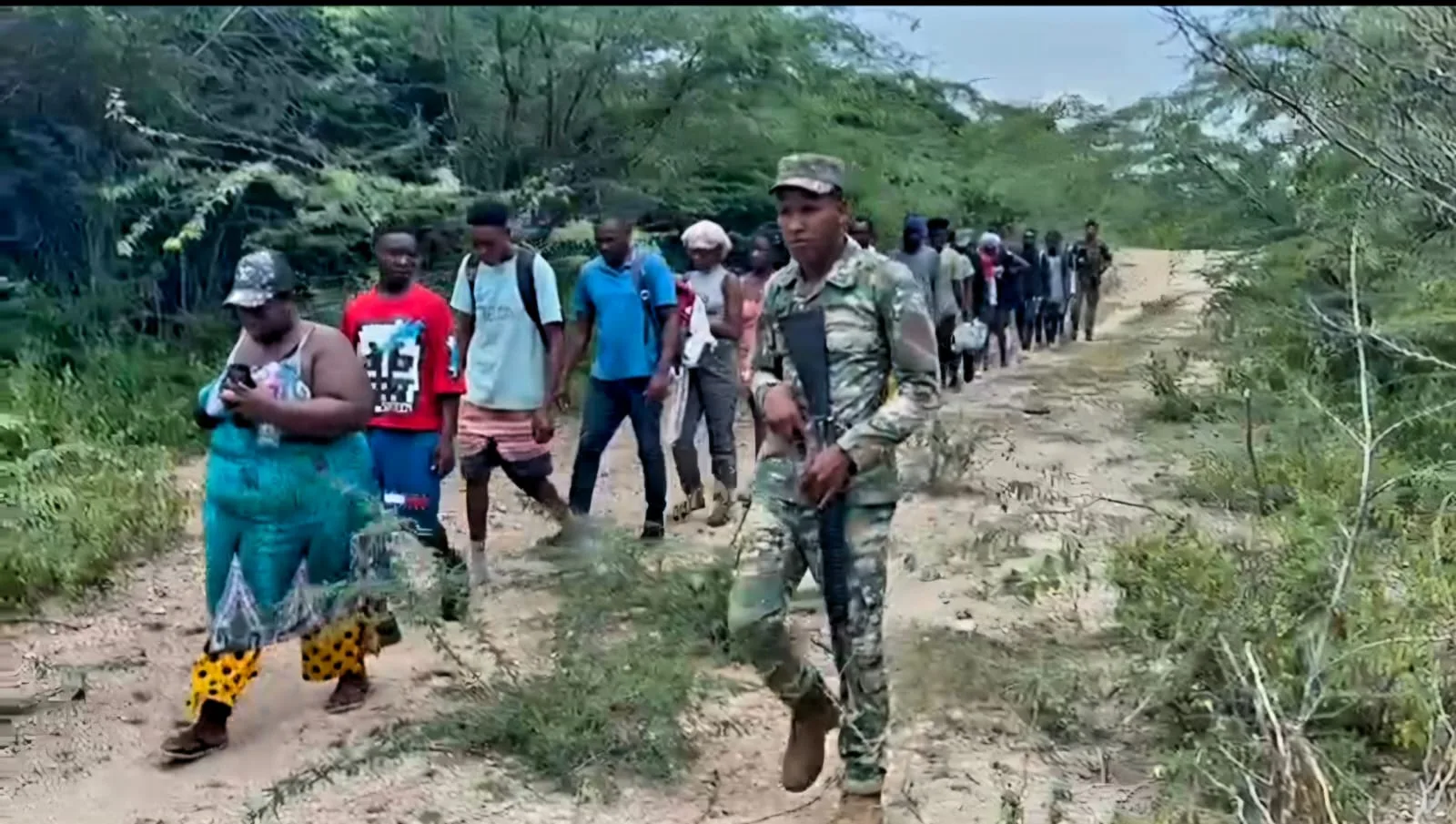 Detenciones de más de 81 mil migrantes y confiscación de cinco millones de cigarrillos ilegales en operativos del Ejército