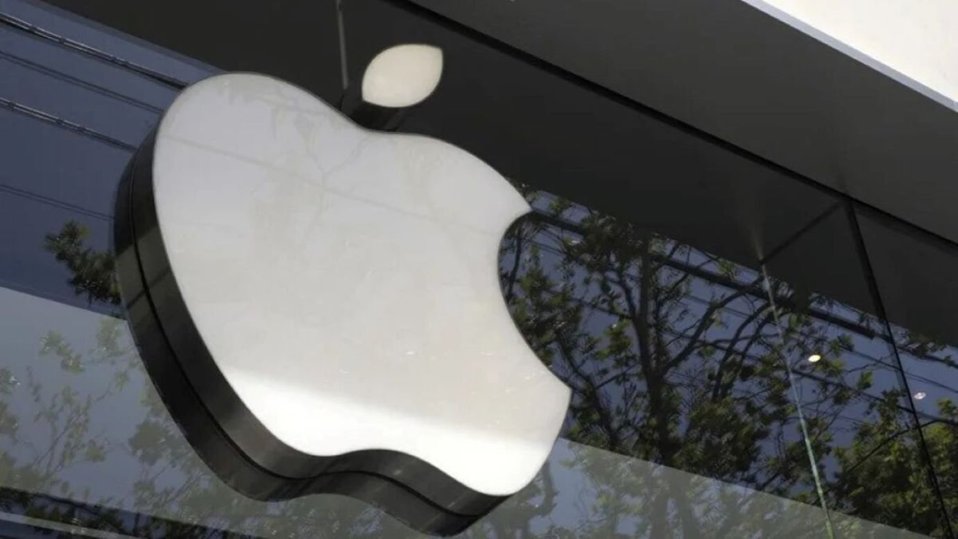 Apple supera a Nvidia y se convierte en la empresa más valiosa del mundo tras su caída en bolsa