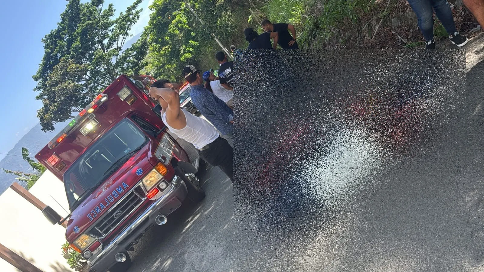 Colisión de motocicletas en Hatillo, Jarabacoa, causa un fallecido y un herido