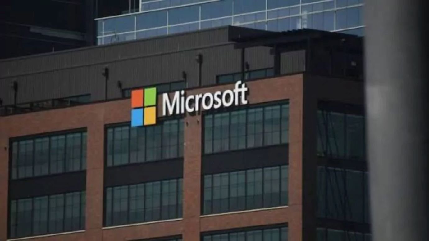 Microsoft eliminará 4,800 empleos en reestructuración relacionada con el desarrollo de la IA