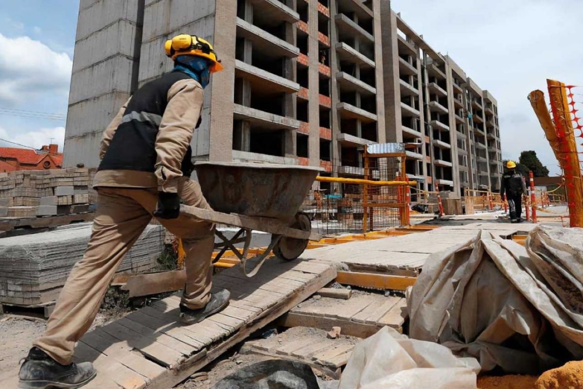 El comercio, la construcción y el sector inmobiliario reciben el 52% del crédito destinado a mipymes