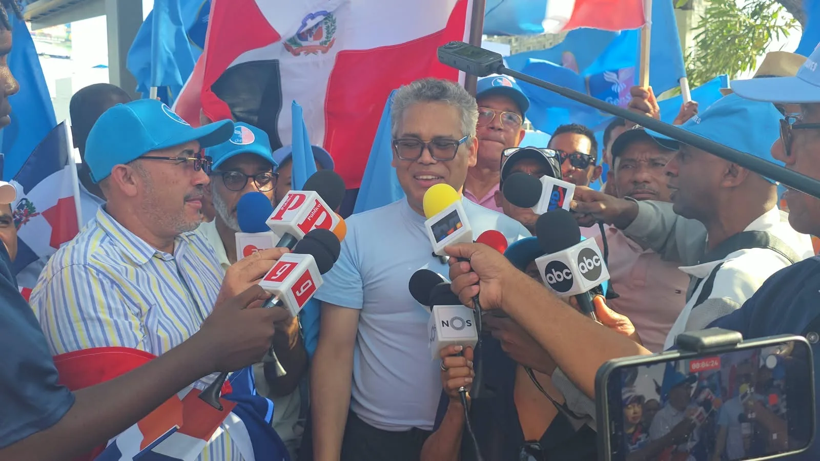Carlos Peña invita a los dominicanos a unirse a GenS para crear una nueva Restauración Nacional