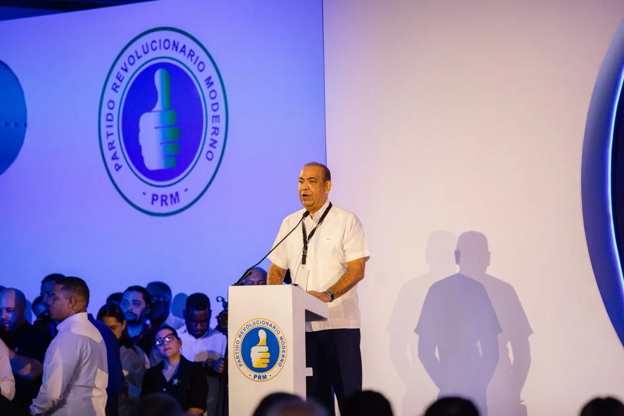 El PRM afianza la carrera política de Deligne Ascención