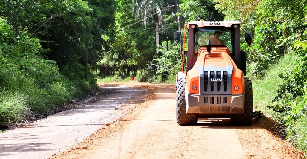 Inversión pública en Hato Mayor se centra en proyectos viales