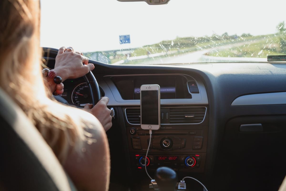 Las mujeres tienen solo el 24.6% de los vehículos en la frontera