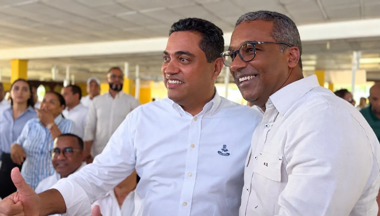 Agustín Burgos asume como coordinador de campaña de David Collado en La Vega