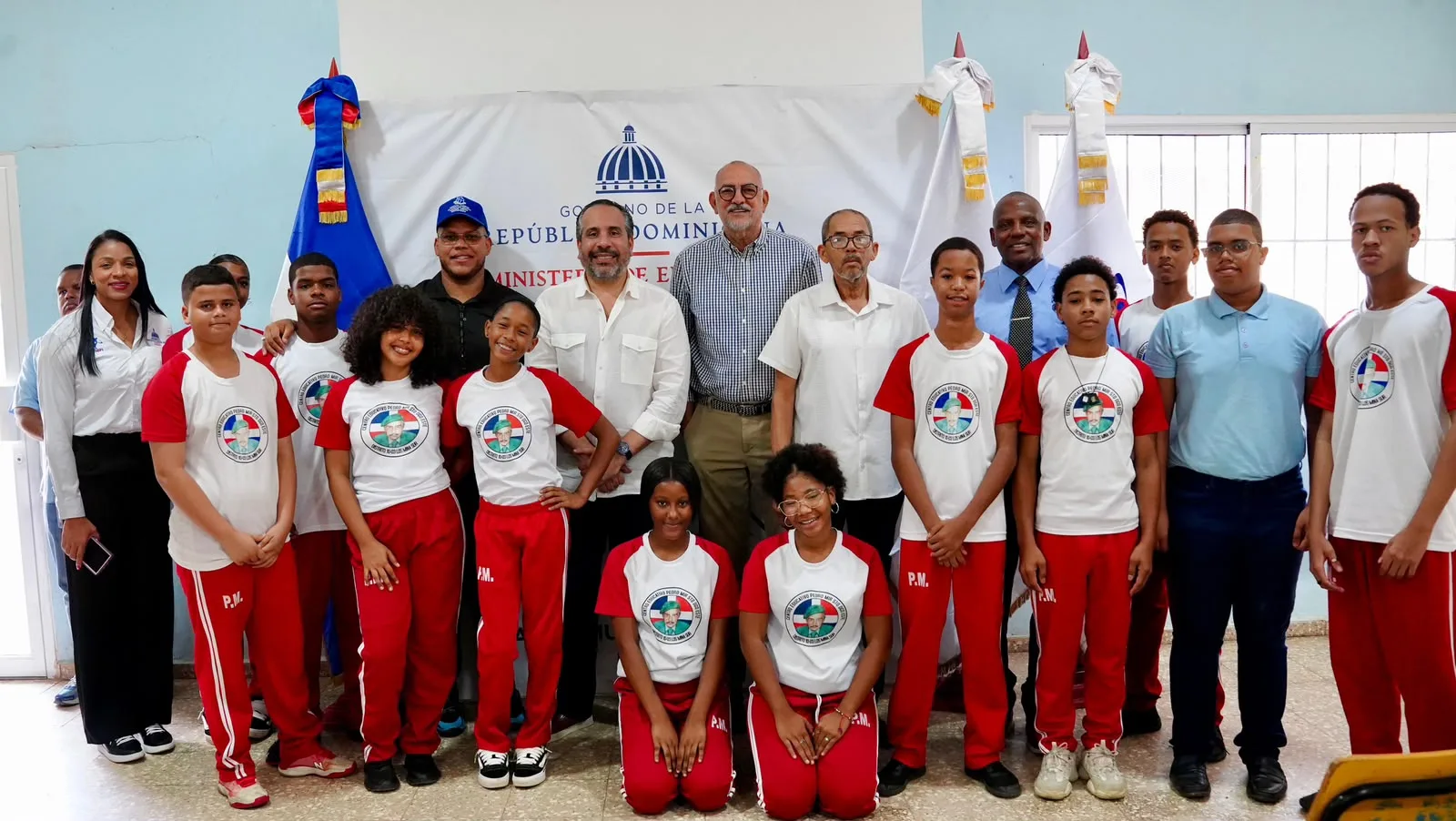 INEFI otorga premios a los ganadores del Torneo de Baloncesto Batalla de las Promociones 2026
