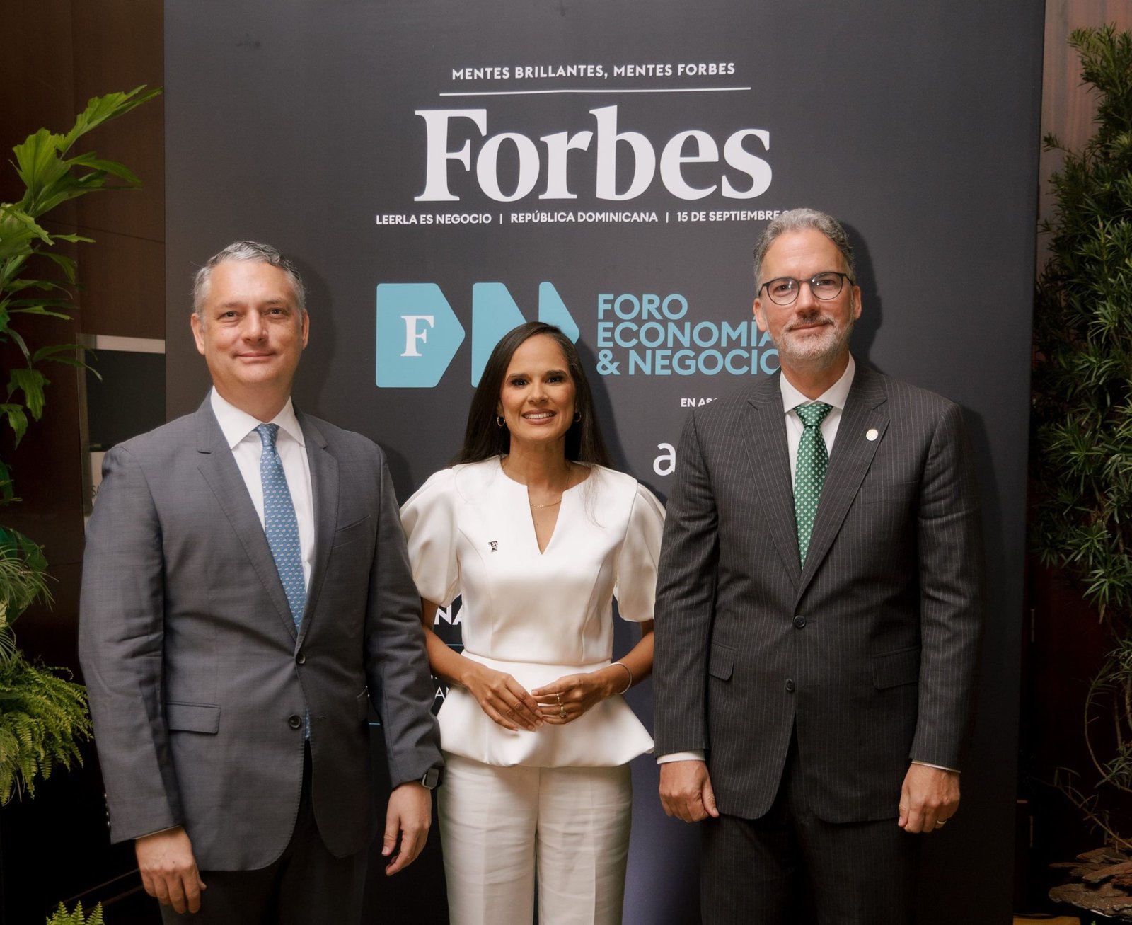 Forbes RD y AIRD llevan a cabo el “Foro de Economía & Negocios 2026”