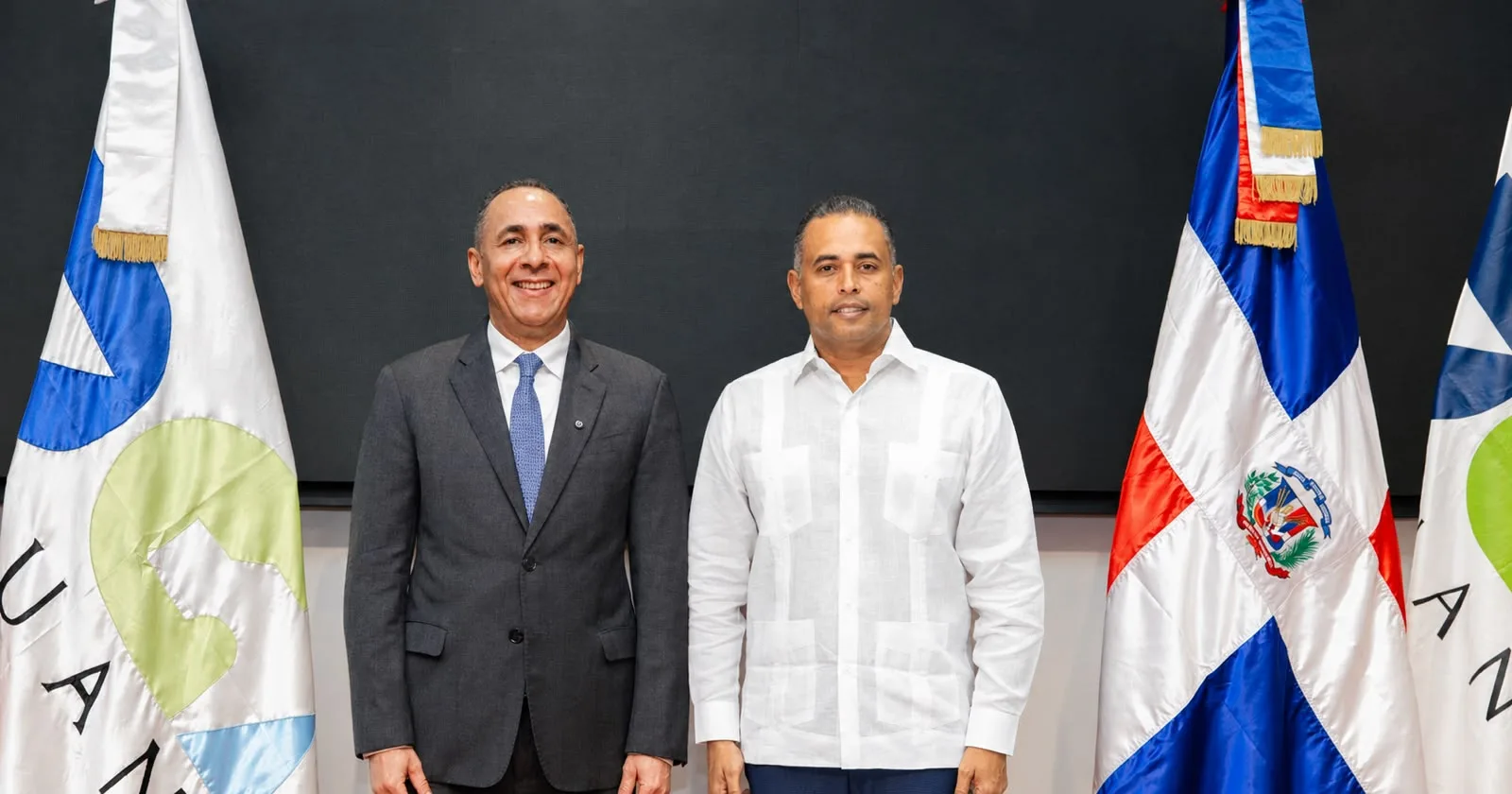 Reunión entre Asocivu y Aduanas sobre la implementación del DR-CAFTA