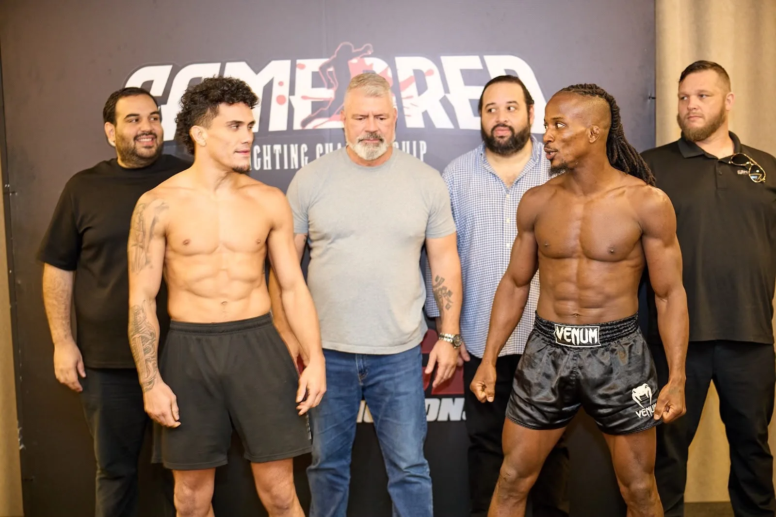 Peleadores dominicanos aspiran a un premio de RD$30 millones en cartel de MMA este viernes