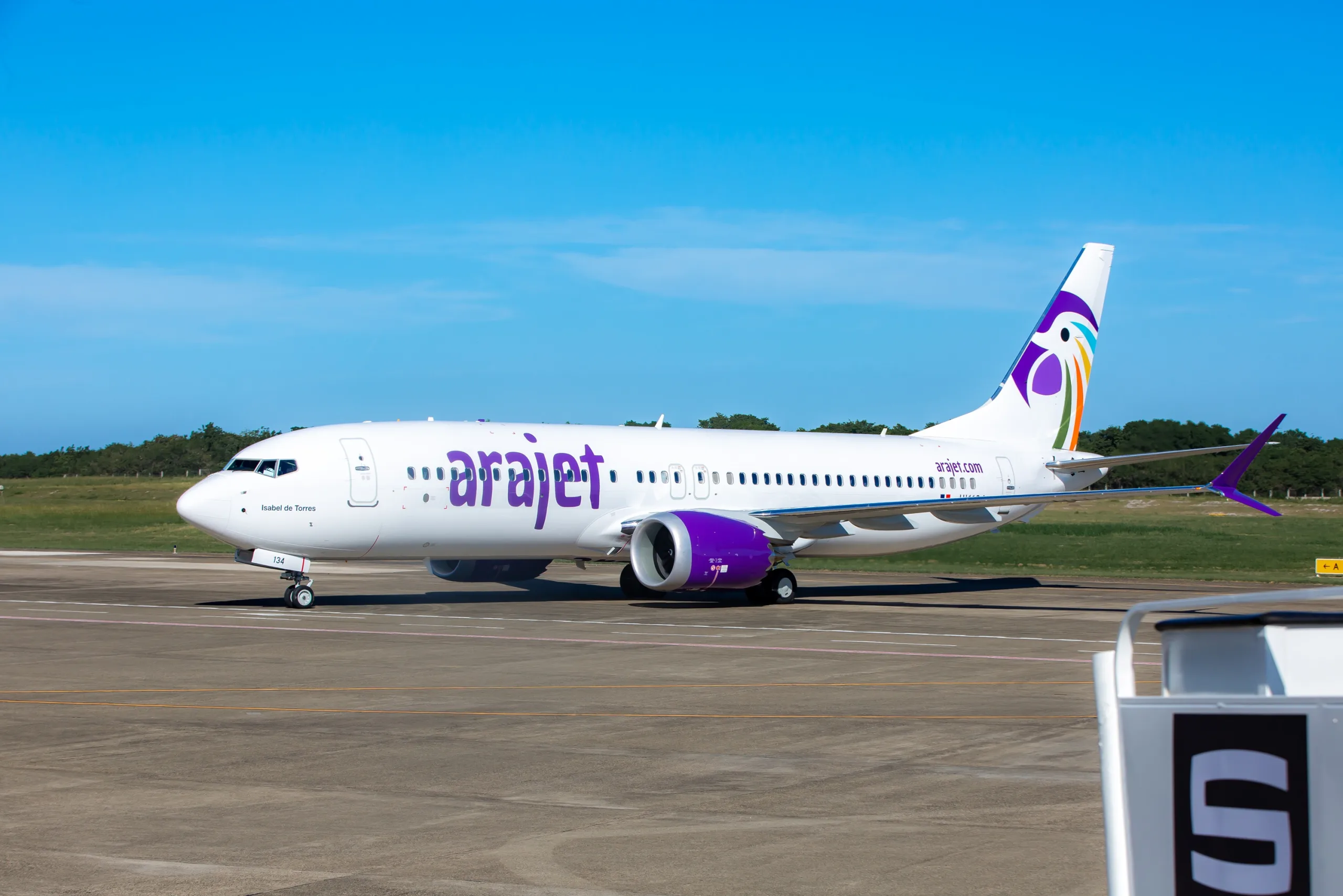 Arajet presenta una oferta con hasta 50 % de descuento en vuelos internacionales
