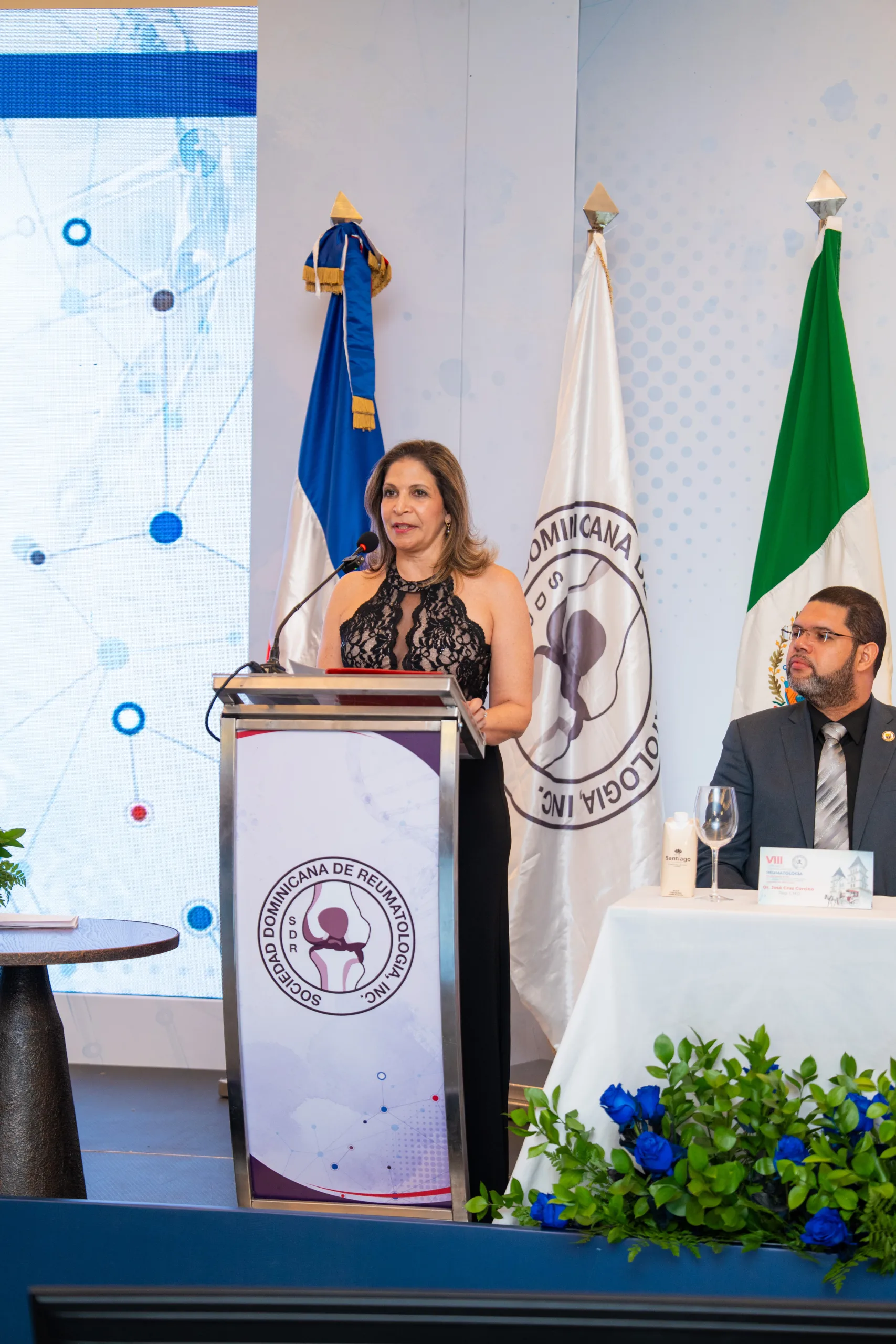 Avances en telemedicina, IA y monitoreo digital mejoran la precisión diagnóstica