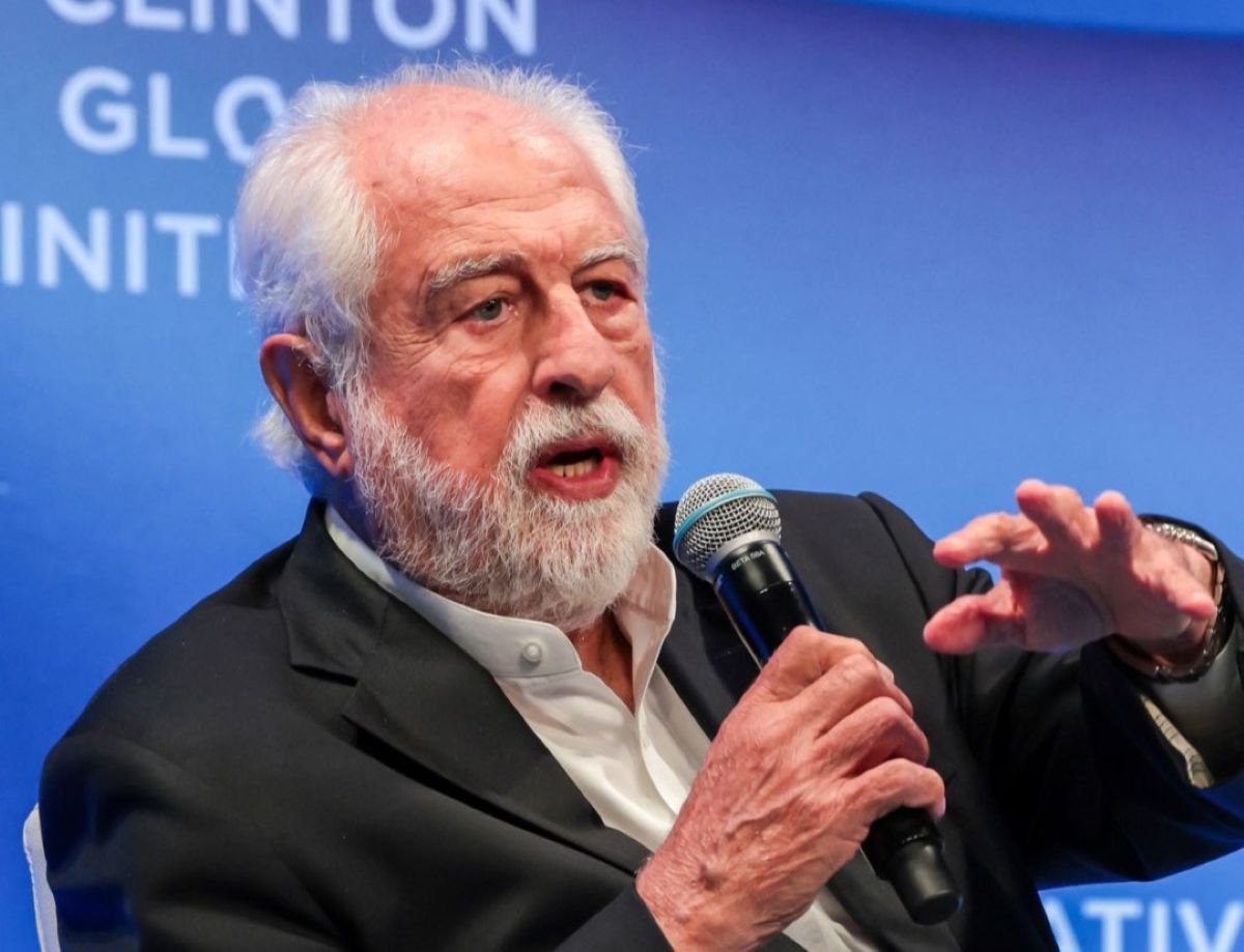 Rolando González Bunster: República Dominicana cuenta con 2,000 MW de energía renovable, pero desperdicia un 25%