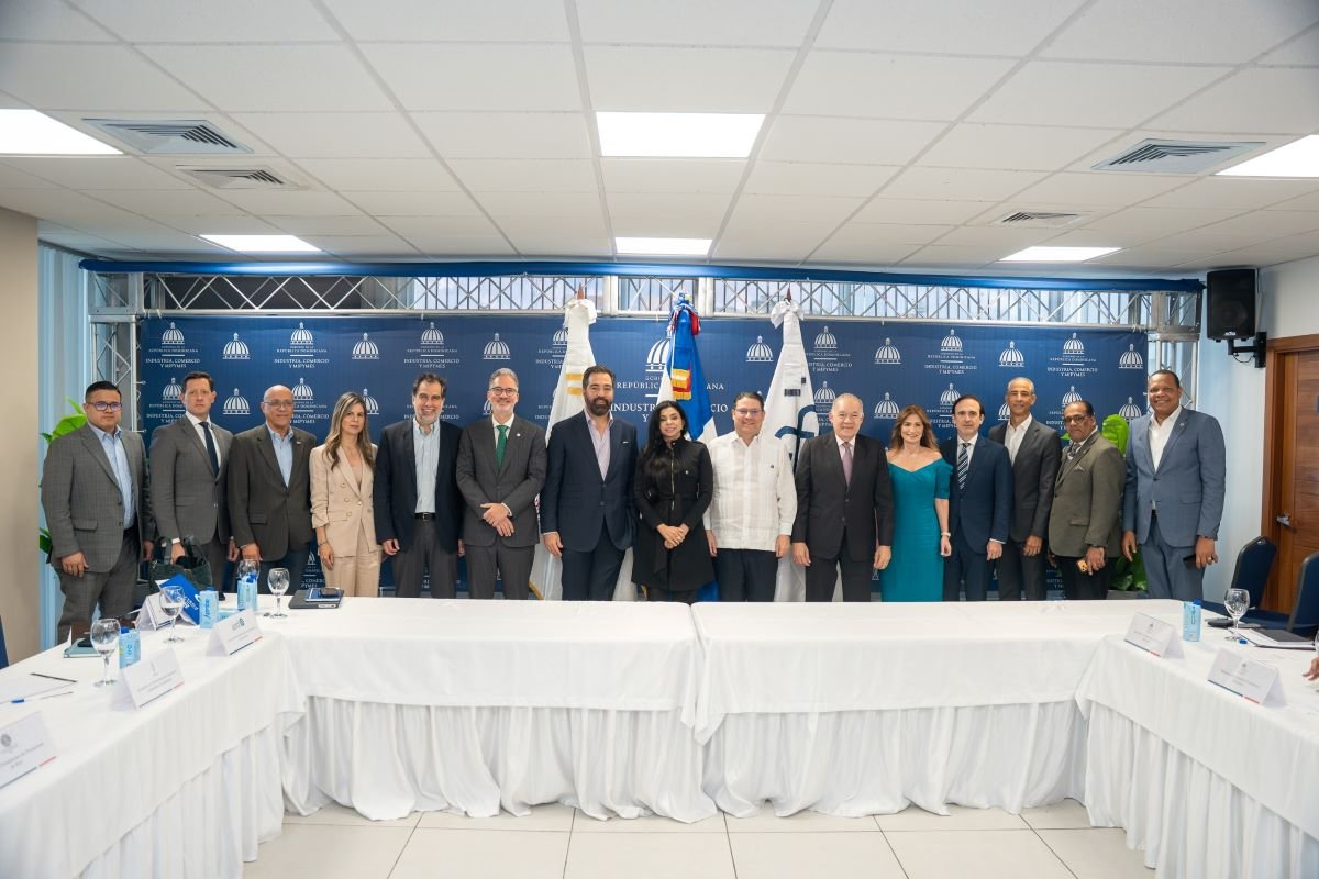 AIRD apoya la colaboración entre el sector público y privado para combatir el comercio ilegal