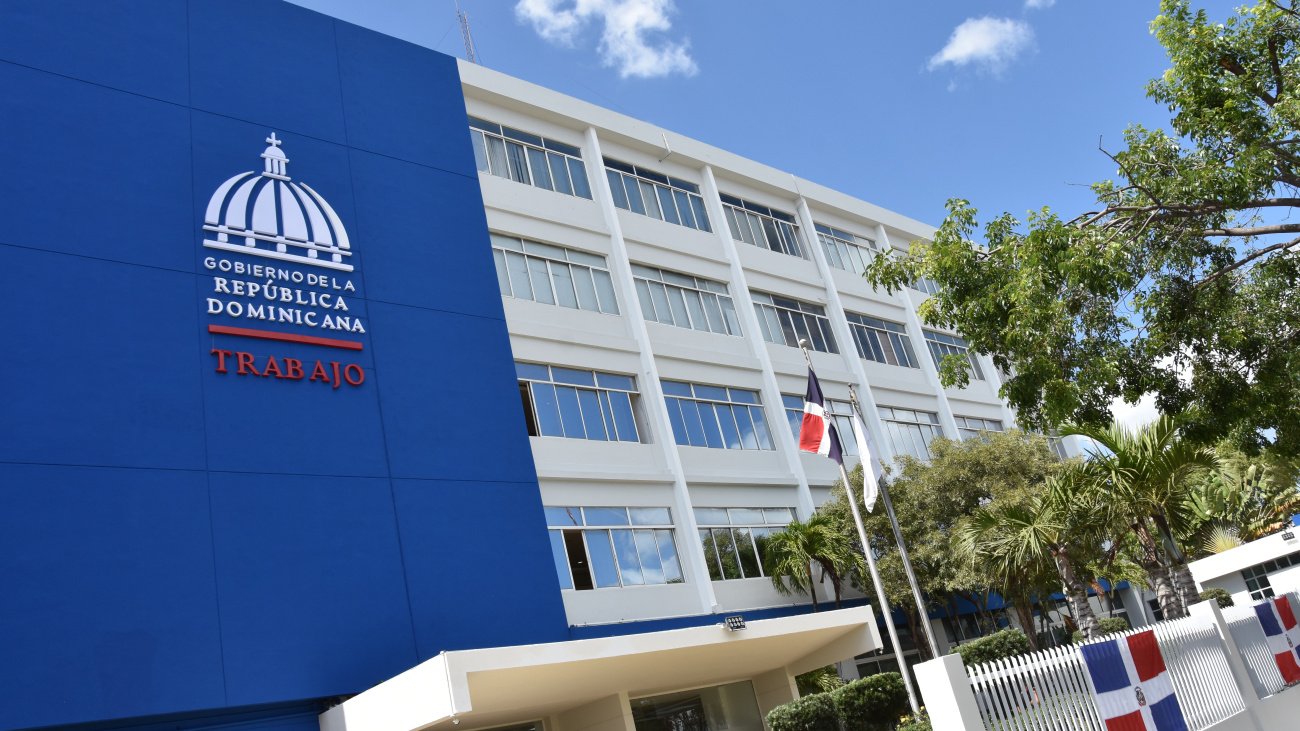 Ministerio de Trabajo sugiere adaptar la jornada laboral para empleados en áreas vulnerables