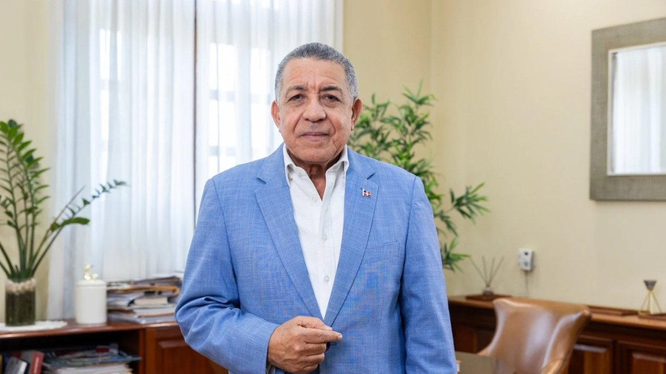 El gobierno refuerza el apoyo económico a las familias y promueve proyectos de infraestructura y movilidad