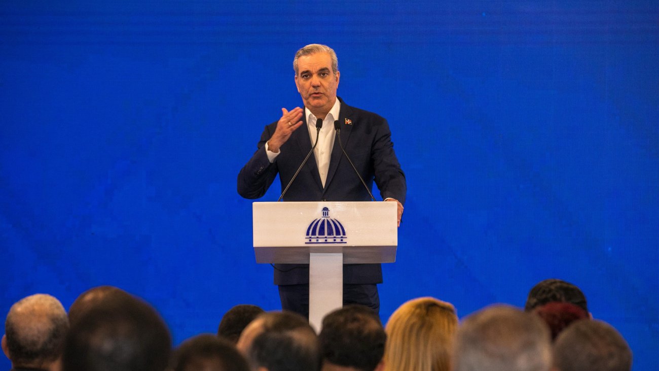 ¿En qué se utilizaron los RD$2,000 millones recuperados de la corrupción por el Ministerio de Deportes?